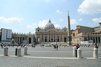 Roma segreta, Piazza San Pietro