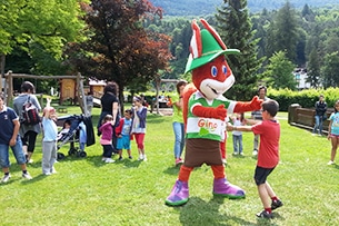 Estate alle Terme di Comano con i bambini, attività con animazione