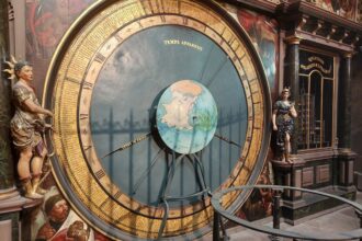 Strasburgo con i bambini: l'orologio astronomico della Cattedrale