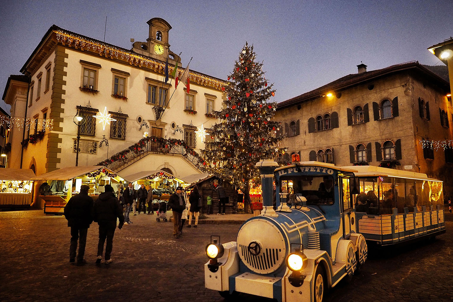 Natale A Trento.Mercatini Di Natale 2019 In Trentino Con Bambini Familygo