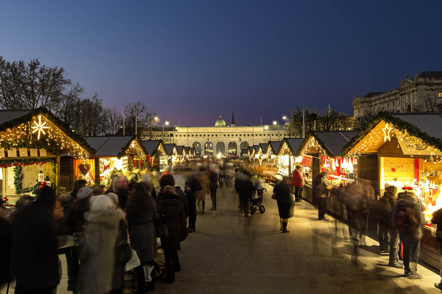 austria-vienna-natale-wientourismus christian stemper-weihnachtsdorf maria-theresien-platz