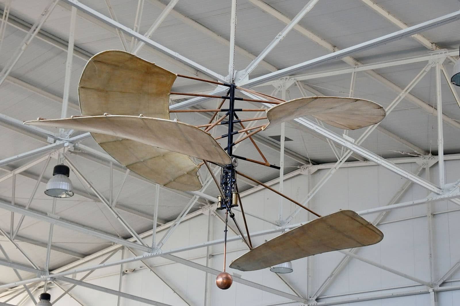 Bracciano con i bambini, Museo Aeronautica Militare Vigna di Valle, hangar pionieri