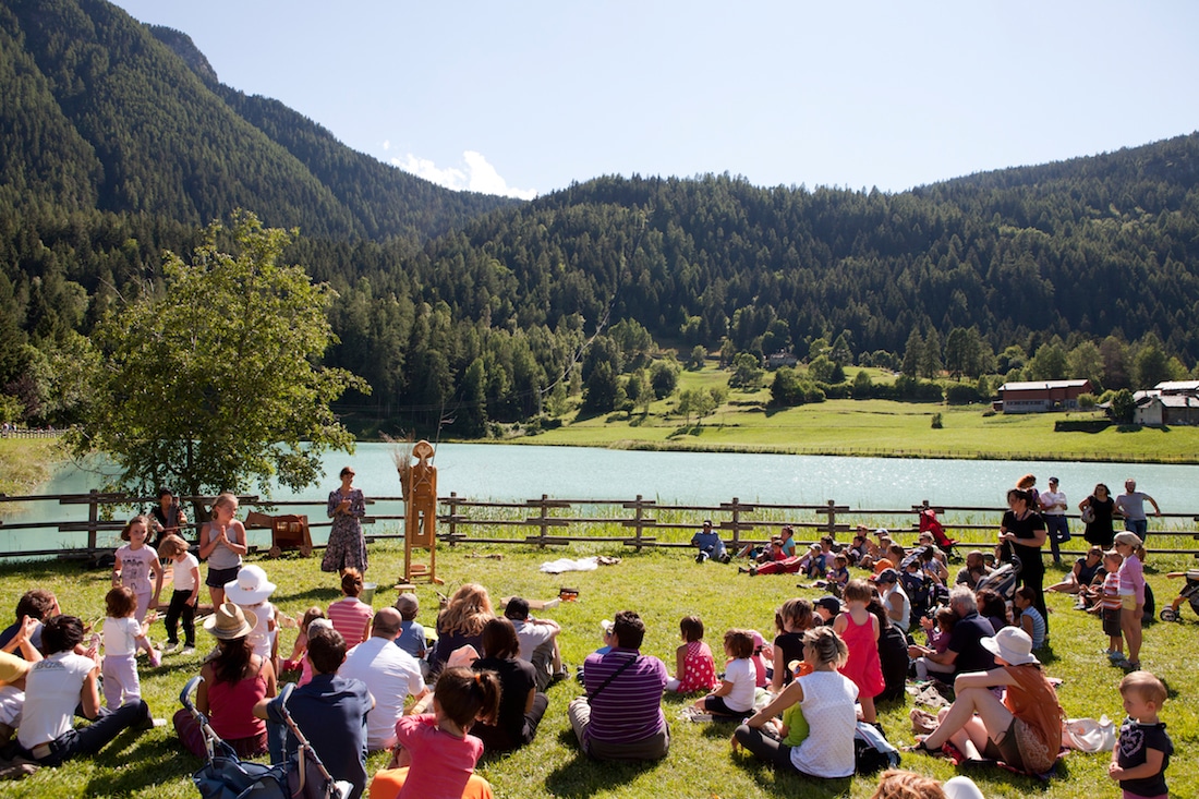 fiabe nel bosco, valle d'aosta