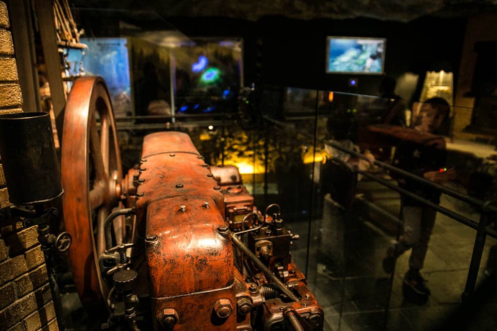 austria-tirolo-achensee-museo-olio-minerale-tirolese-vitalberg-foto-devid-rotasperti (2)