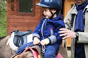 Trekking con gli asini per bambini