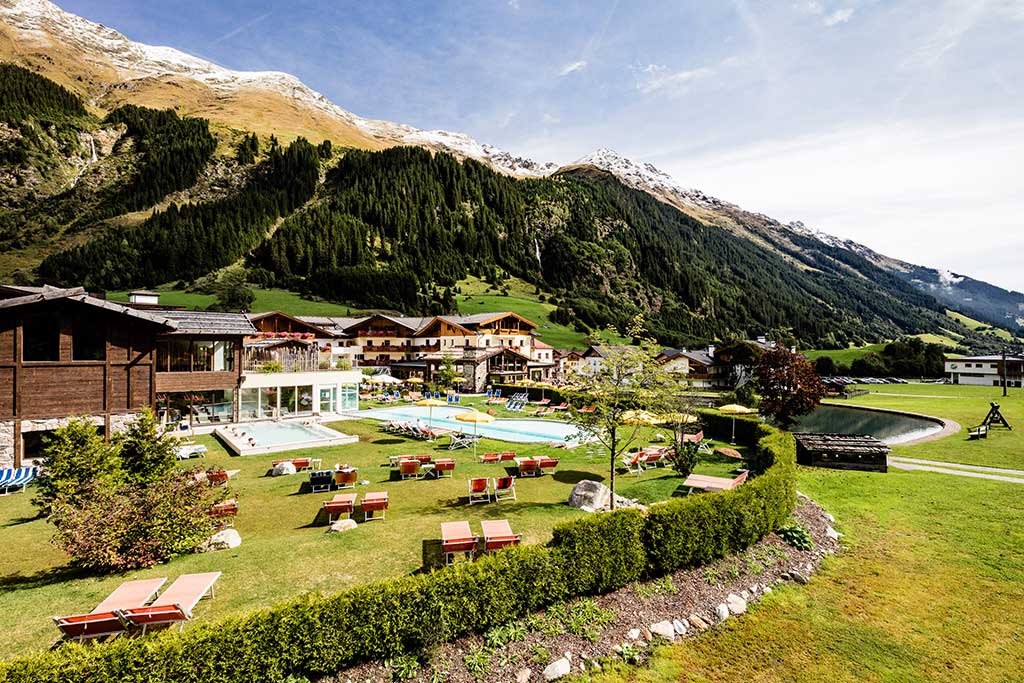 I migliori family Hotel Alto Adige, Schneeberg Family Resort & Spa, lo scenario circostante