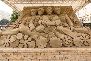 Jesolo con bambini, sculture di sabbia