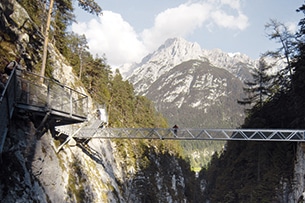  Sentieri tematici in Tirolo e Baby Trekking, Gola Leutaschklamml