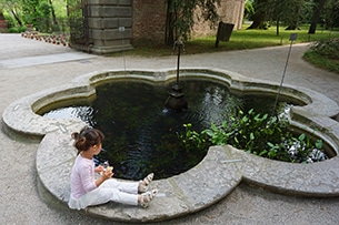 Orto botanico di Padova con bambini