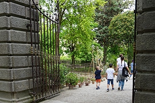 Orto botanico di Padova con bambini