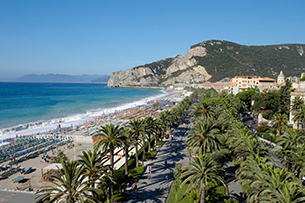 Finale Ligure per bambini, il lungomare