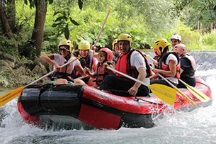 Soft rafting con bambini sull'Aniene, divertimento in famiglia