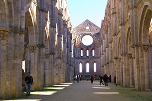 San Galgano con bambini, l'Abbazia senza tetto