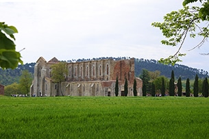 San Galgano con bambini, l'Abbazia senza tetto