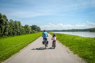 Bici in famiglia, la ciclabile del Danubio