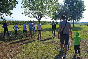 Vendemmia con i bambini vicino Roma a Donnardea, pronti a vendemmiare