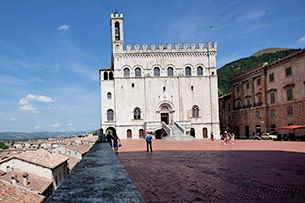 Weekend a Gubbio con i bambini, Piazza Grande