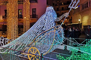 Luminarie Salerno, Poseidone in Piazza Flavio Gioia