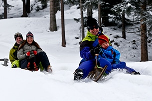 Tirolo, Hall Wattens in inverno, slittino