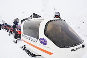 Lapponia Finlandese con bambini, Foresta di ghiaccio in motoslitta