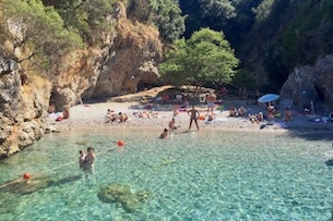 Cilento mare con bambini: Spiaggia degli Infreschi Marina di Camerota