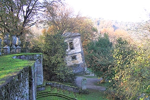 Bomarzo, Parco dei mostri, la casa storta