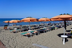 Castiglione della Pescaia con bambini, la spiaggia del Camping Village Santa Pomata