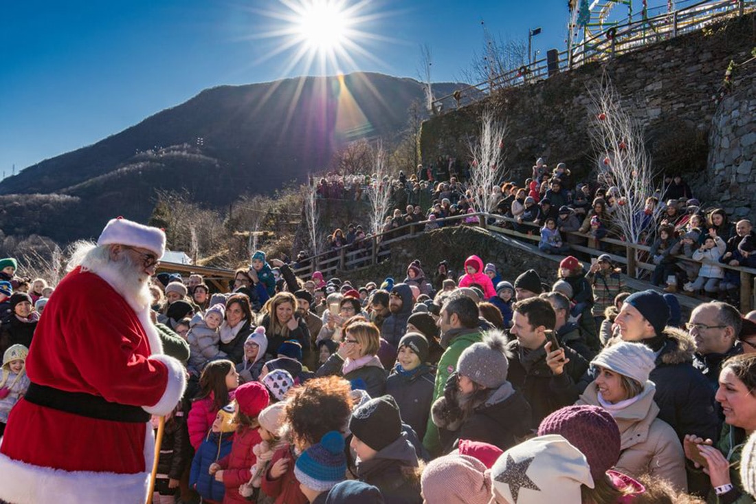 Casa Di Babbo Natale Vera.La Grotta Di Babbo Natale A Ornavasso 2019 Info Per Visitarla Familygo