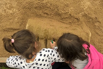 Dinosauri in Sardegna, percorso paleontologico Dinosardo, attività per bambini