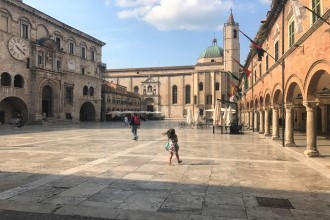 Piazza del Popolo Ascoli Piceno