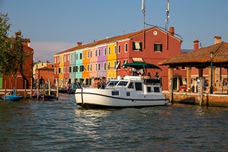 Houseboat in Italia con bambini, l'isola di Burano