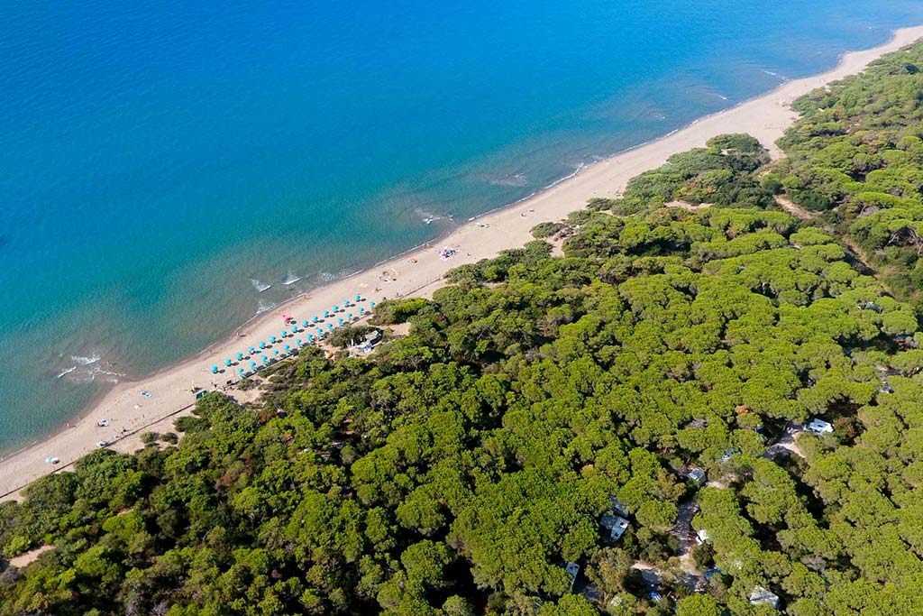 Camping Village Maremma Sans Souci, per bambini a Castiglione della Pescaia, panoramica costa e spiaggia