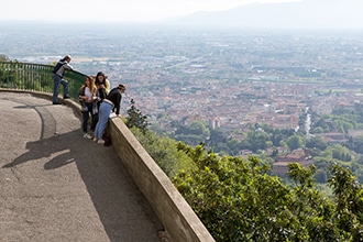 Montecatini Alto con bambini