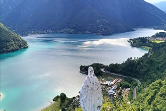 Lago di Ledro con i bambini in estate, Madonnina di Besta