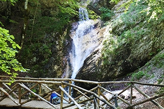 Parco d'Abruzzo con i bambini, camosciara, sentiero delle cascate