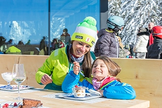 Alpe Lusia, leccornie in baita