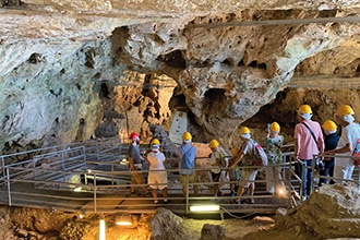 Finale Ligure Outdoor, attività per famiglie, la Caverna delle Arene Candide