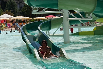 Estate al Luneur Park Splash Zone, scivoli