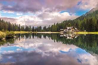 Passeggiate in Trentino con i bambini, Lago di Nambino, foto di Trentino Marketing/ G. Calzà