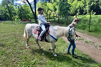 Valsesia con bambini, escursione in fattoria