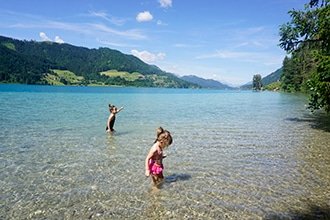 Sul lago Weissensee in Carinzia