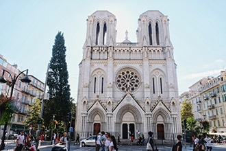 Nizza in bici in famiglia, Cattedrale