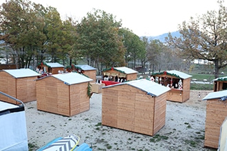 Lago Incantato di Babbo Natale a Castel S. Vincenzo, mercatino