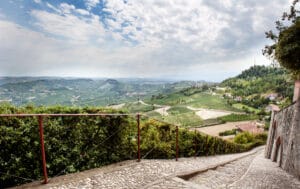 Passeggiate nelle Langhe, sentiero da Piazza del Castello aLa Morra