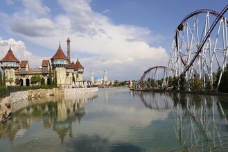 Pasqua nei parchi divertimento italiani, Rainbow MagicLand