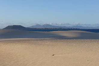 Canarie in primavera con i bambini: le dune di Corralejo