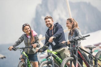 Cavallino Bianco Family Spa Grand Hotel in Val Gardena, gite in bici