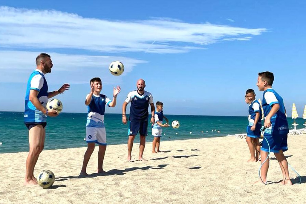 Pescara Calcio Academy, Campus estivo al mare