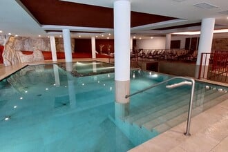 Hotel Almina in Val Giovo: piscina