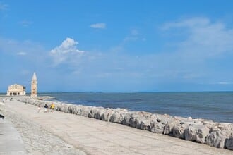 La diga foranea di Caorle